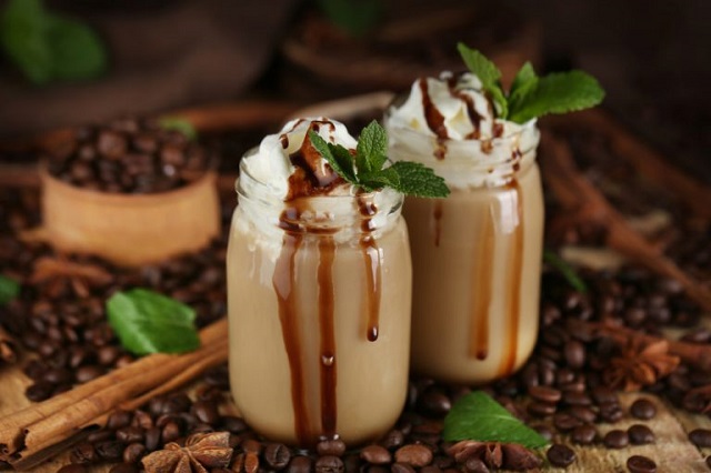 میلک شیک شکلاتی